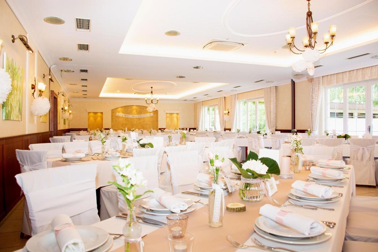 Birkenhof Gols - B & B - Wohlfuehl Hotel Mit Wochenend-Restaurant Esterno foto